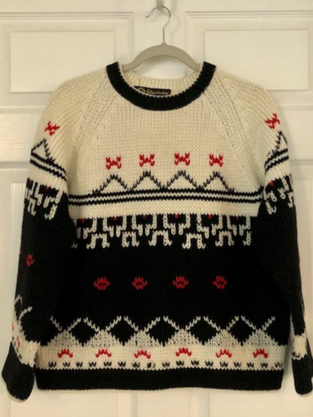 Fabio's Boutique Pure Wool sweater Italy white black red handmade medium-large
